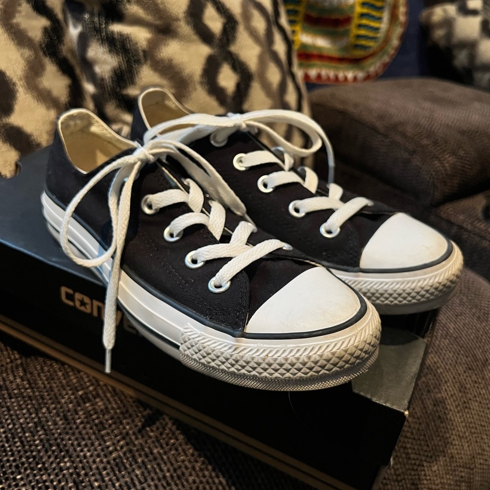 Low-top Converse Chuck Taylor